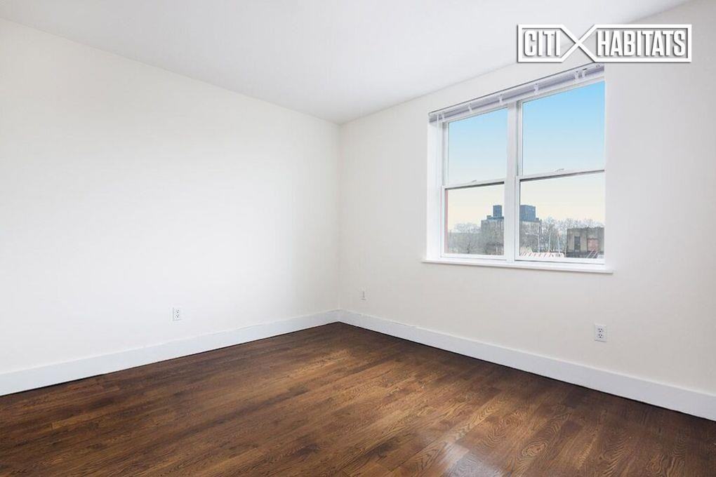 834 Hicks St 1 - Photo 3 of 10