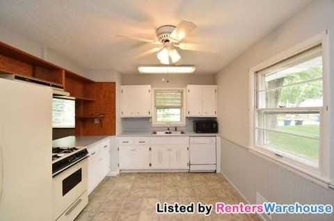 630 Hugo St NE - Photo 2 of 16