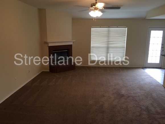 1024 Andrew St - Photo 2 of 9