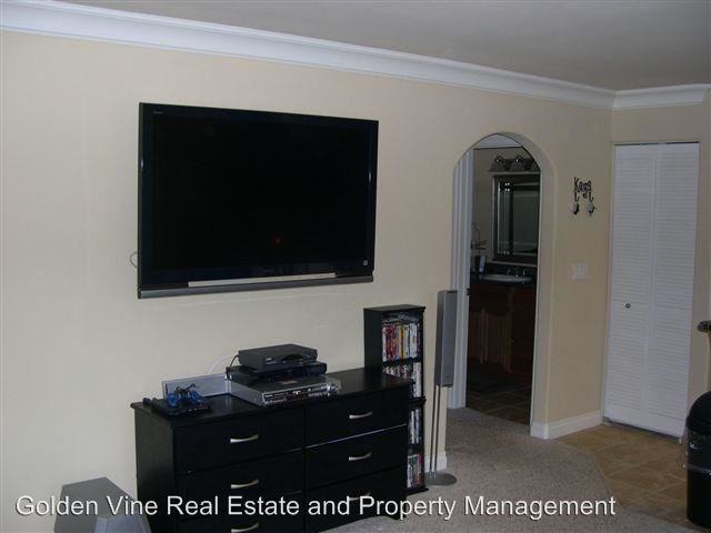 800 North Ln #14 - Photo 3 of 5