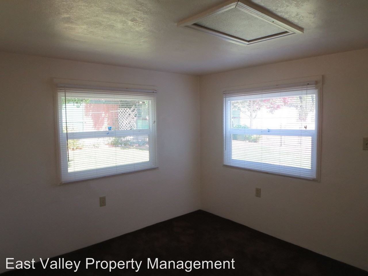 26219 9th St - Photo 3 of 14