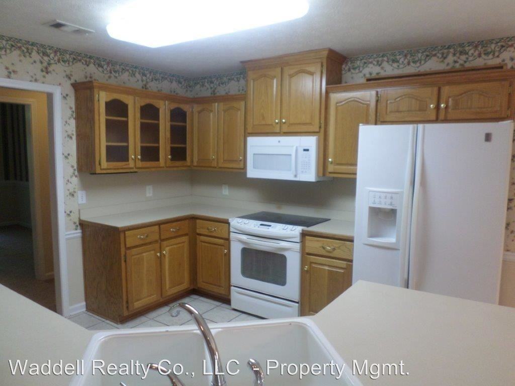 521 Morton Ct - Photo 3 of 18