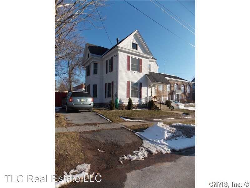 416 Budd St - Photo 2 of 25