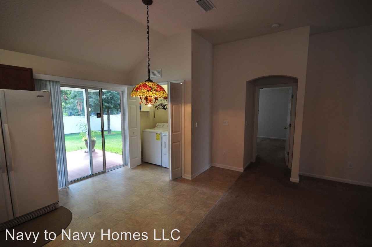 12108 Hayden Lakes Cir - Photo 3 of 12