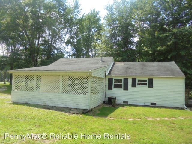 1895 Parker Rd - Photo 2 of 14