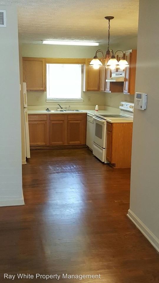 1901 Dunlap Ave #C - Photo 3 of 7