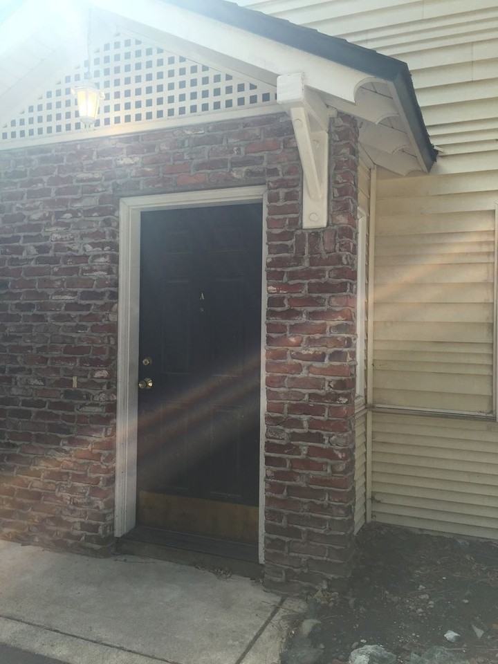 601 West Davis Street #A - Photo 2 of 16