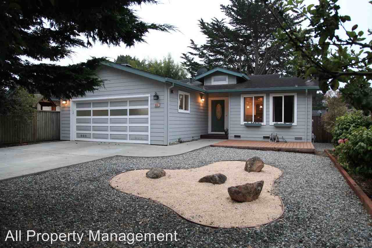 9690 Cabrillo Hwy - Photo 2 of 23