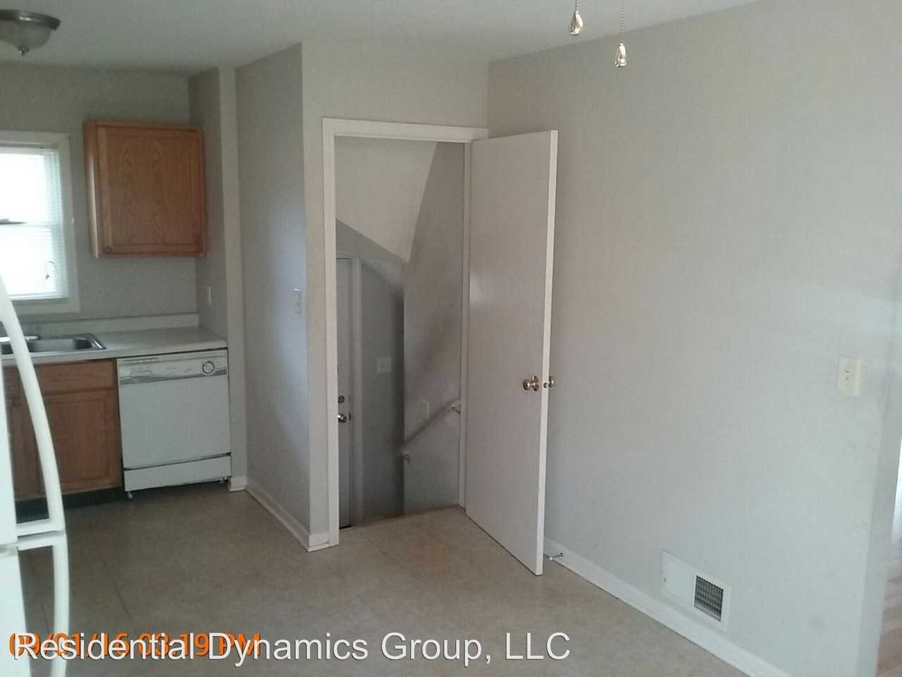 2026 S 24th Ave - Photo 2 of 15
