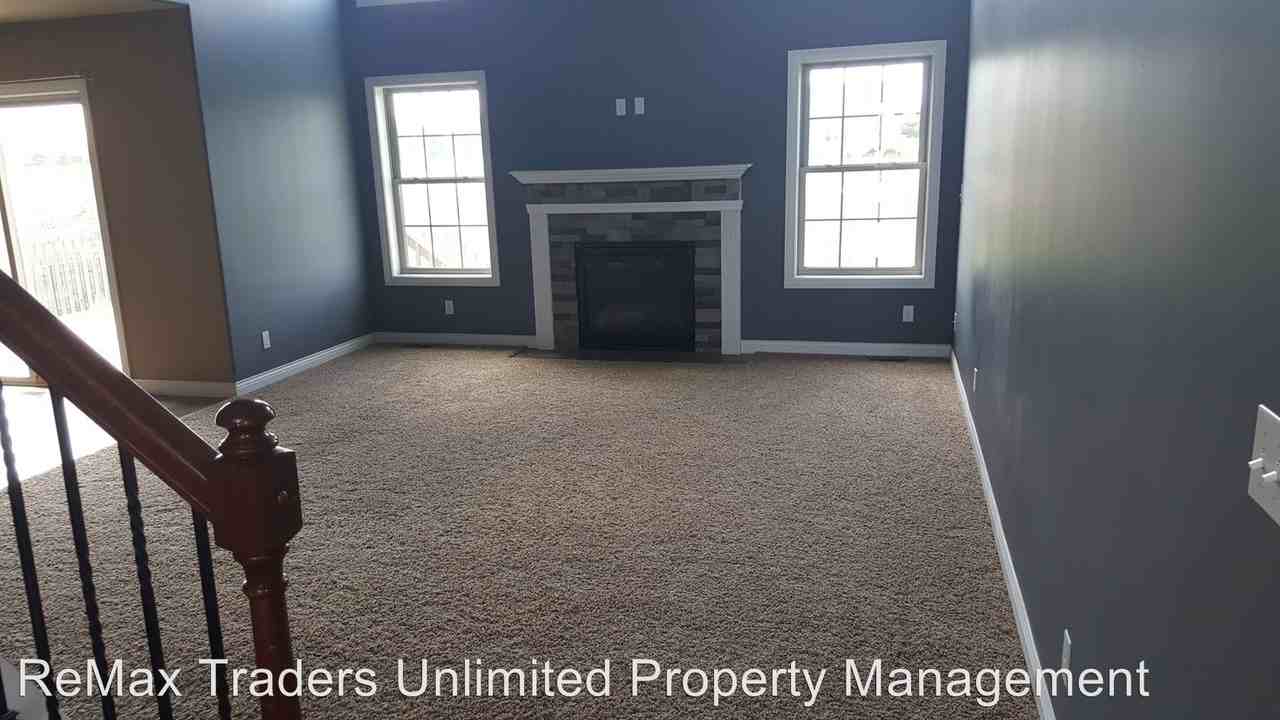 10615 N Glenfield Dr - Photo 3 of 17