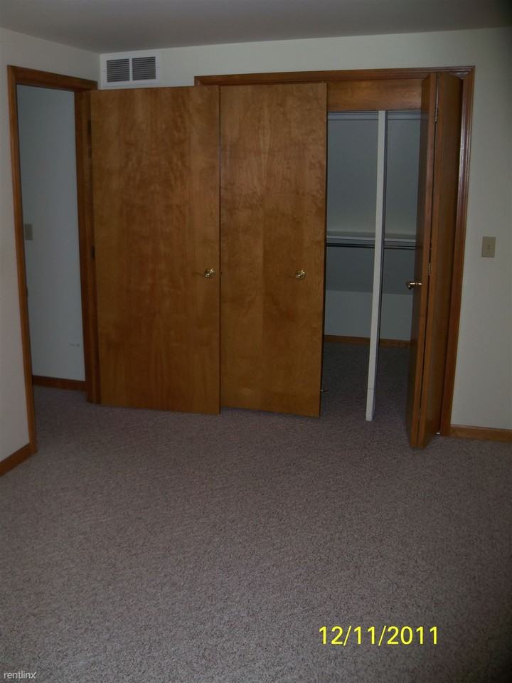 4770 E Burnside Rd - Photo 2 of 3