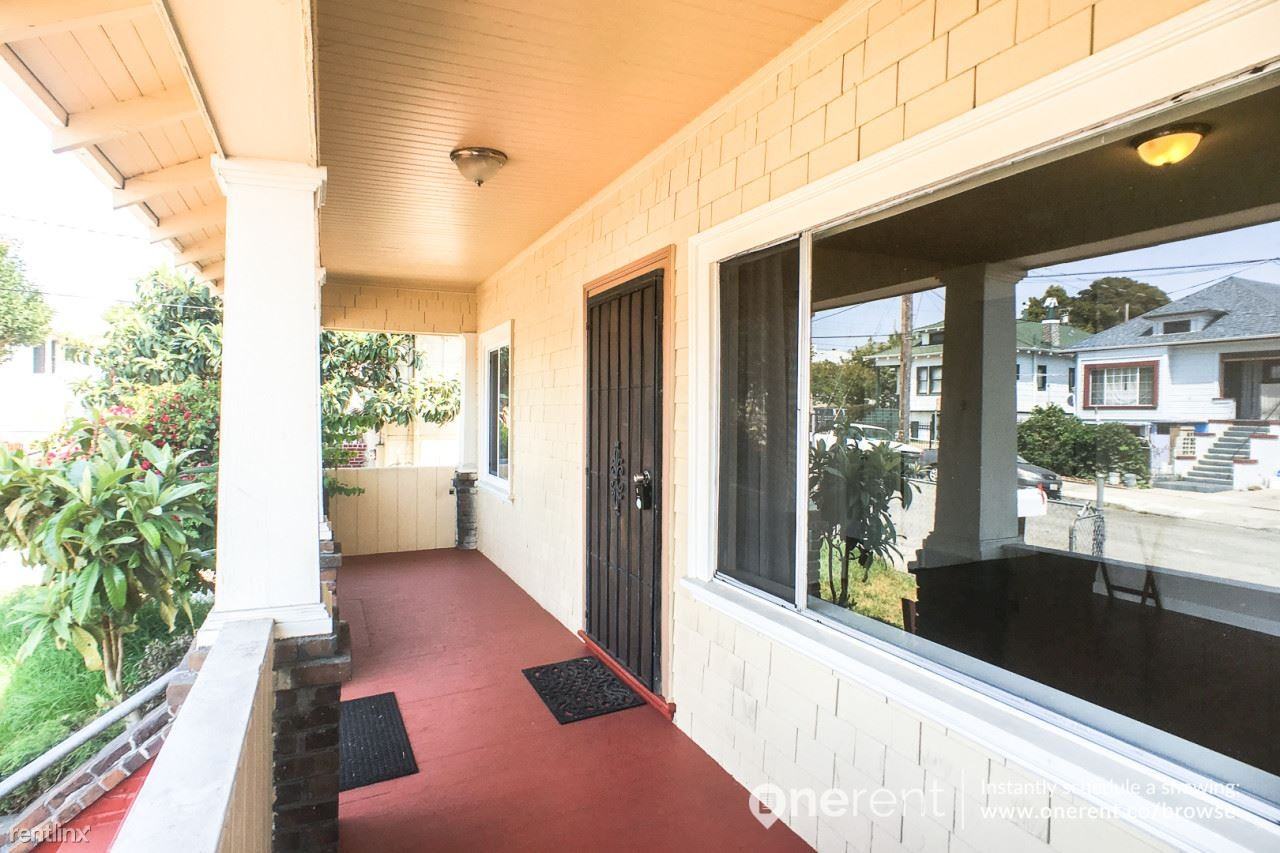 2124 26th Ave - Photo 2 of 10