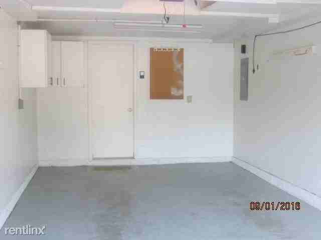3802 Cherry St #E19 - Photo 2 of 30