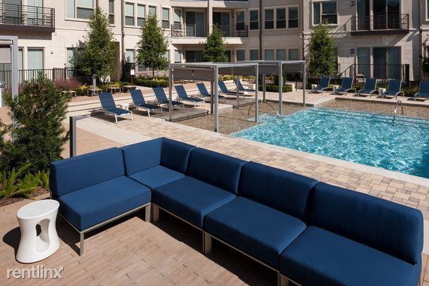 Beltline/Montfort - Photo 3 of 13