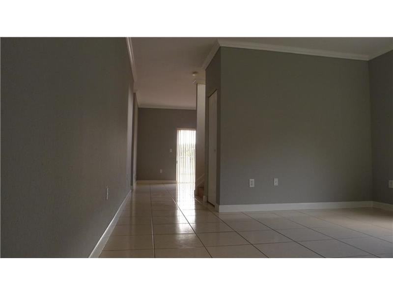 1858 SW 155th Ave - Photo 3 of 8