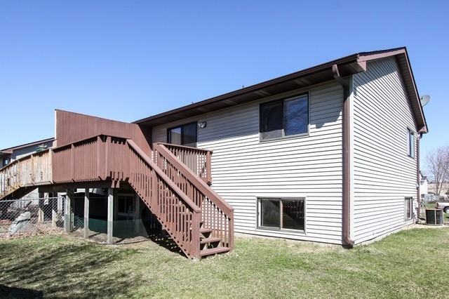 305 Cari Park Ln - Photo 3 of 22