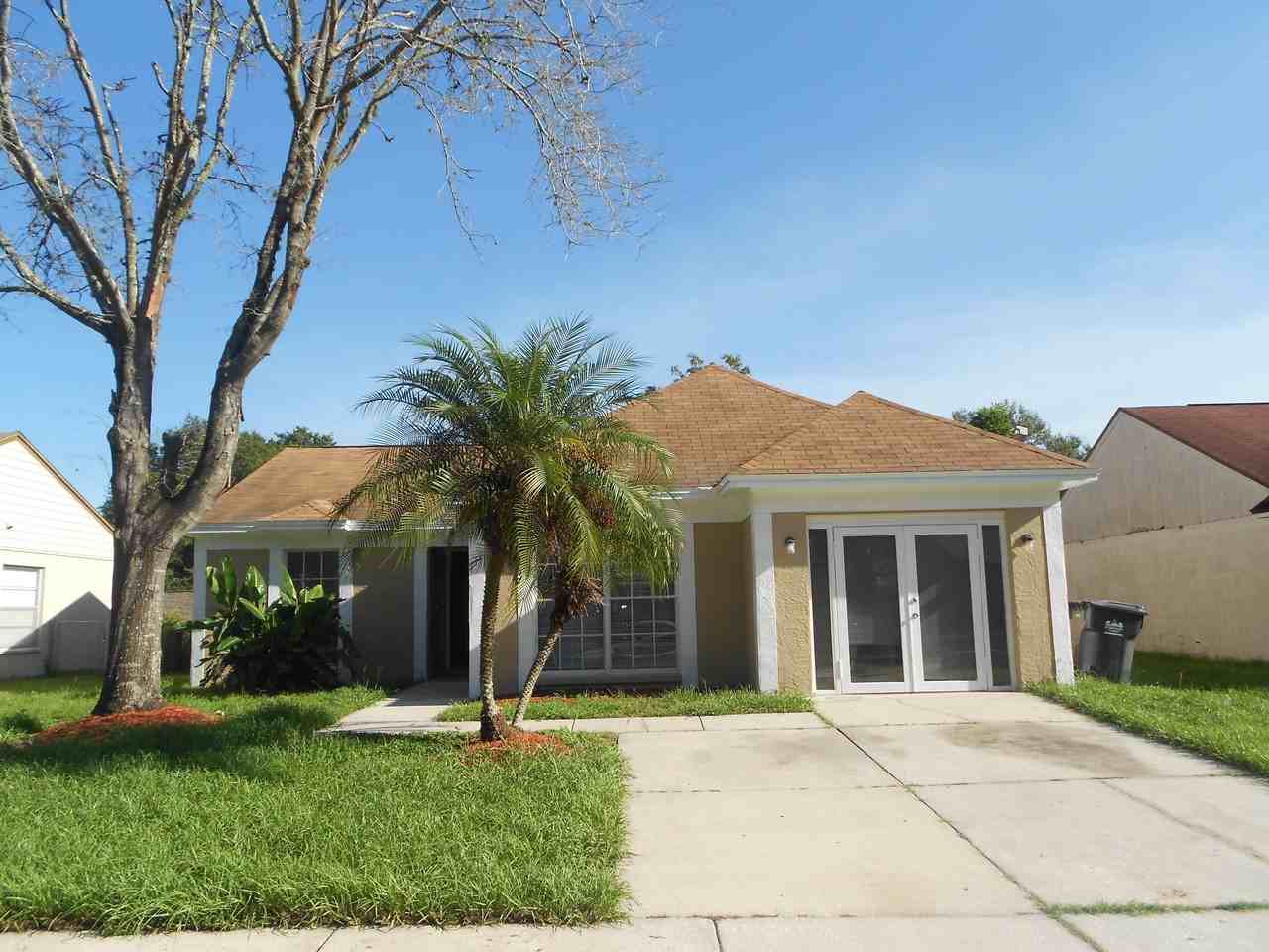 417 Regal Park Dr - Photo 2 of 14