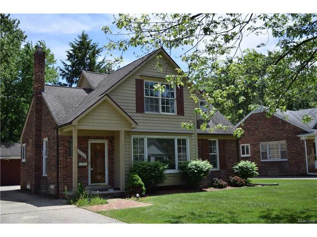 32266 Verona Cir - Photo 2 of 24