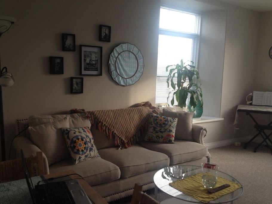 200 Saint David Street North #1 - Photo 3 of 8