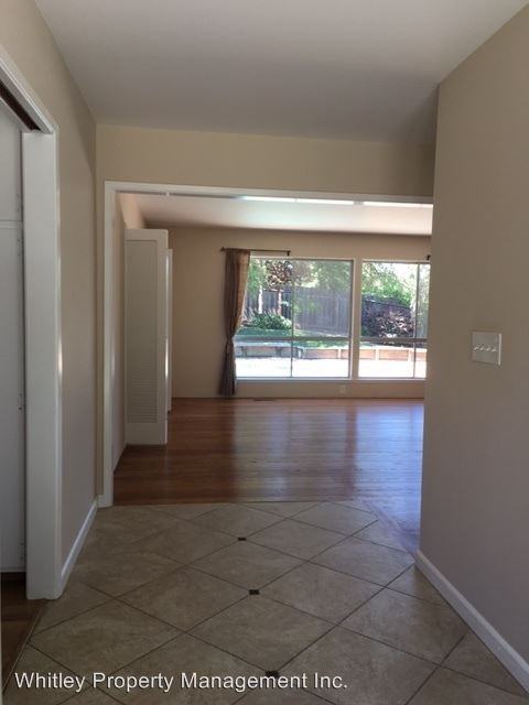125 Dean Rd - Photo 3 of 25
