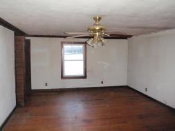 14757 Southlake Dr - Photo 2 of 8