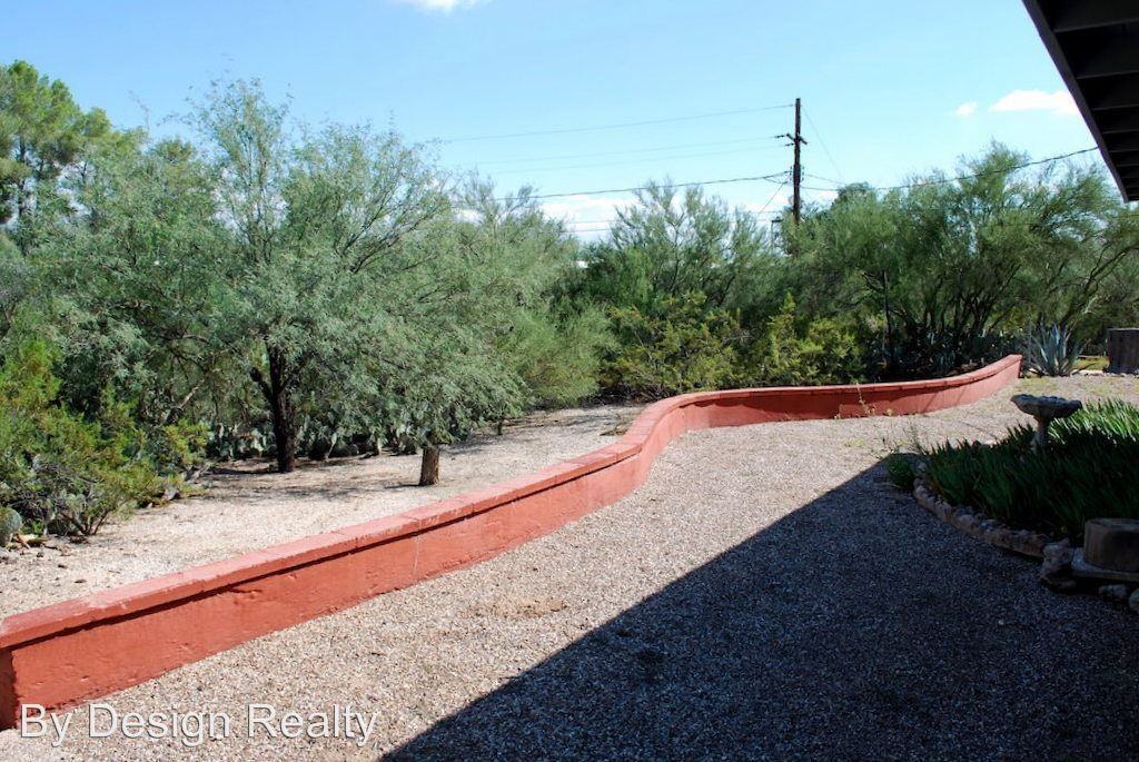 1571 W Placita Alinada - Photo 3 of 28