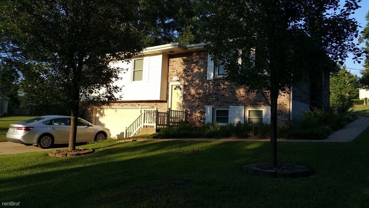 3408 Horseshoe Rd - Photo 2 of 62