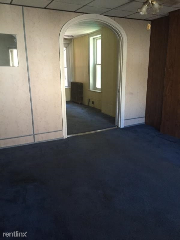 1119 W Market St - Photo 2 of 11