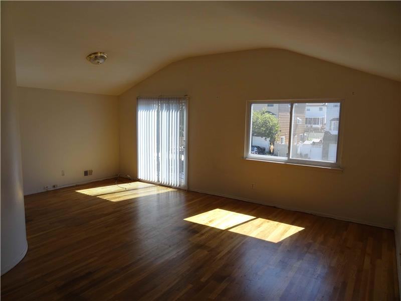 423 Klondike Ave #2 - Photo 2 of 3