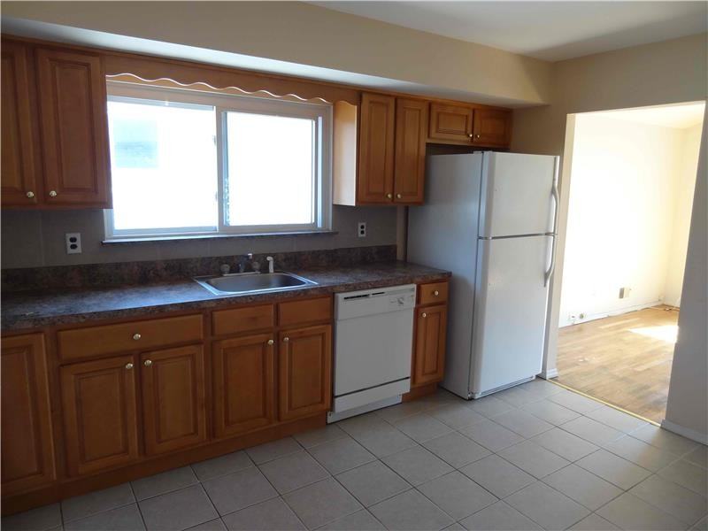 423 Klondike Ave #2 - Photo 3 of 3