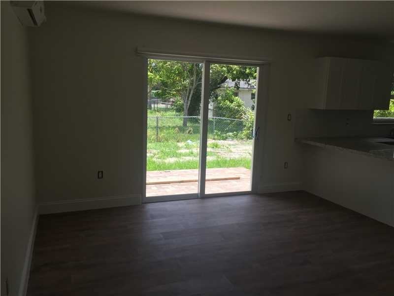 6260 SW 58th Pl - Photo 3 of 8