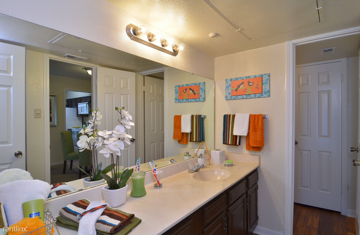 Gulfton St and S Rice Ave ID 5913 - Photo 3 of 8