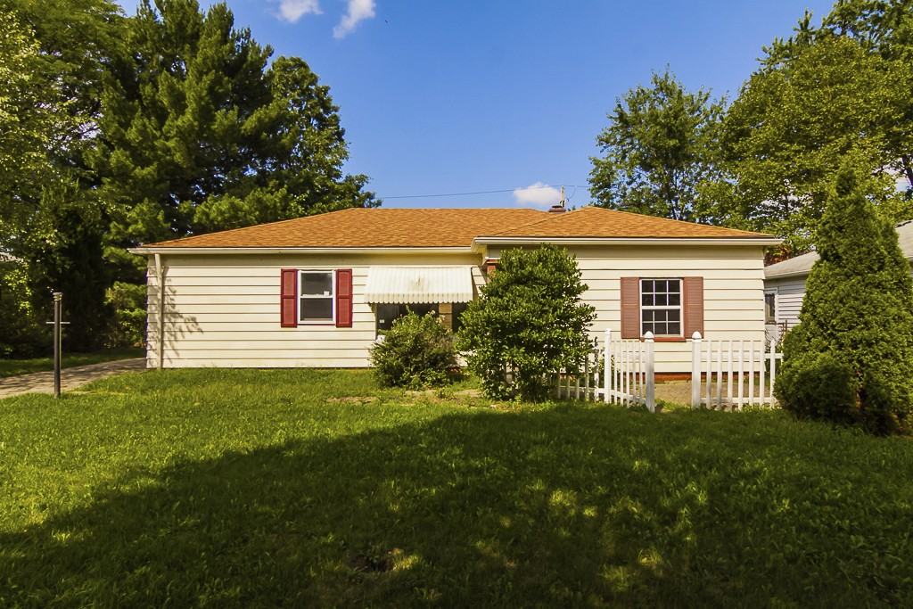 6534 Aylesworth Dr - Photo 2 of 46