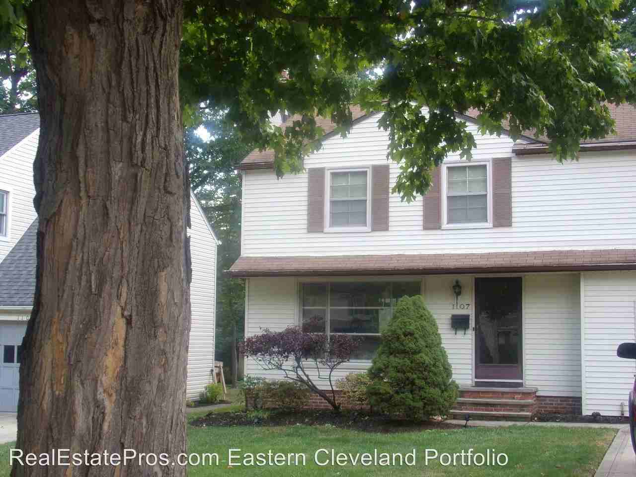 1107 Ford Rd - Photo 3 of 29