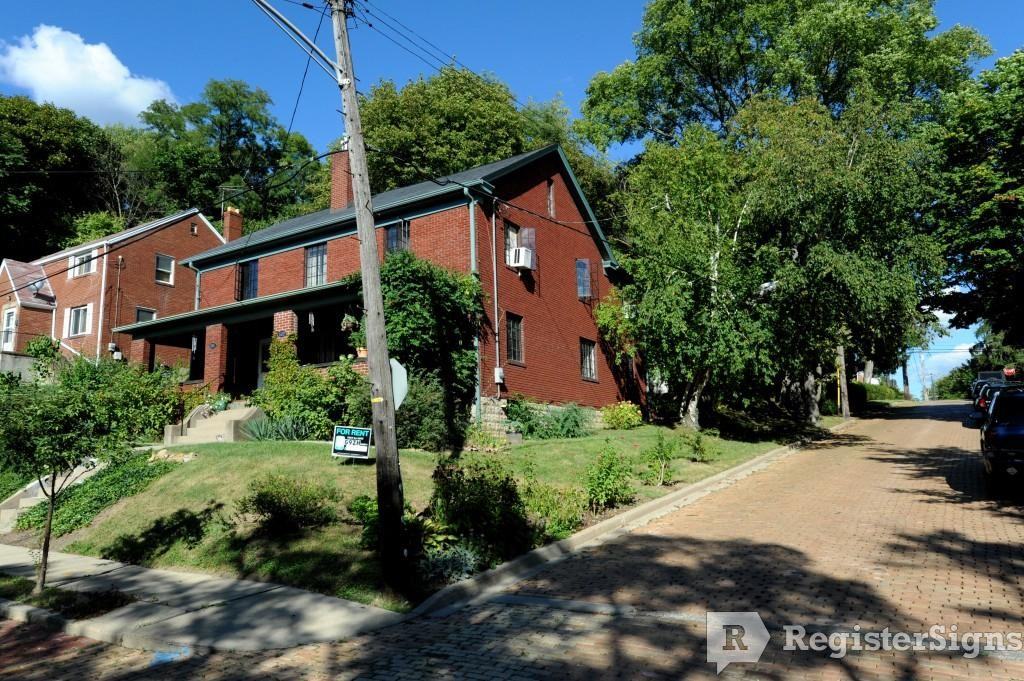1567 Barr Ave - Photo 2 of 21