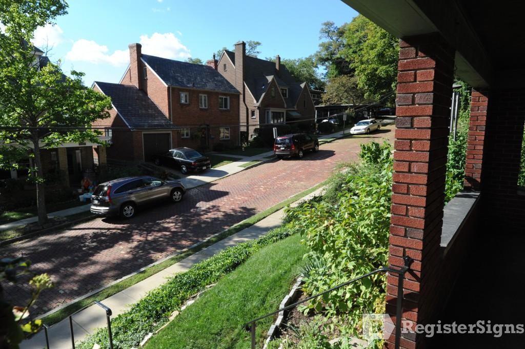 1567 Barr Ave - Photo 3 of 21
