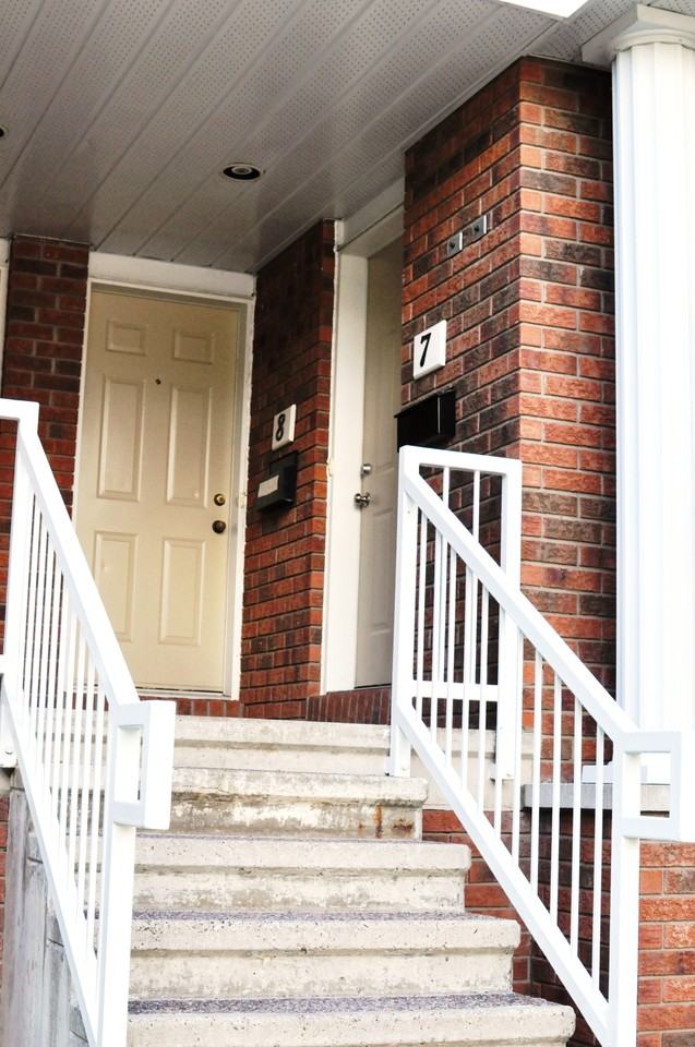 1400 Wildberry Court #7 - Photo 3 of 23