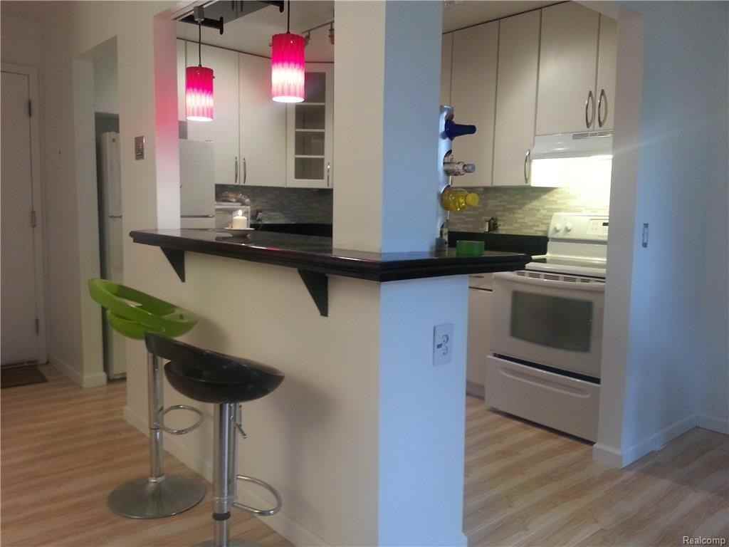 32005 Twelve Mile Rd - Photo 3 of 5