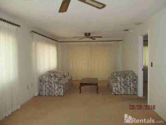 8303 Sand Wedge Cir #a - Photo 3 of 10