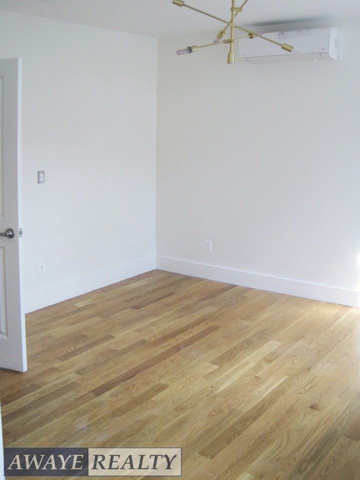 158 9th Street - Photo 3 of 16