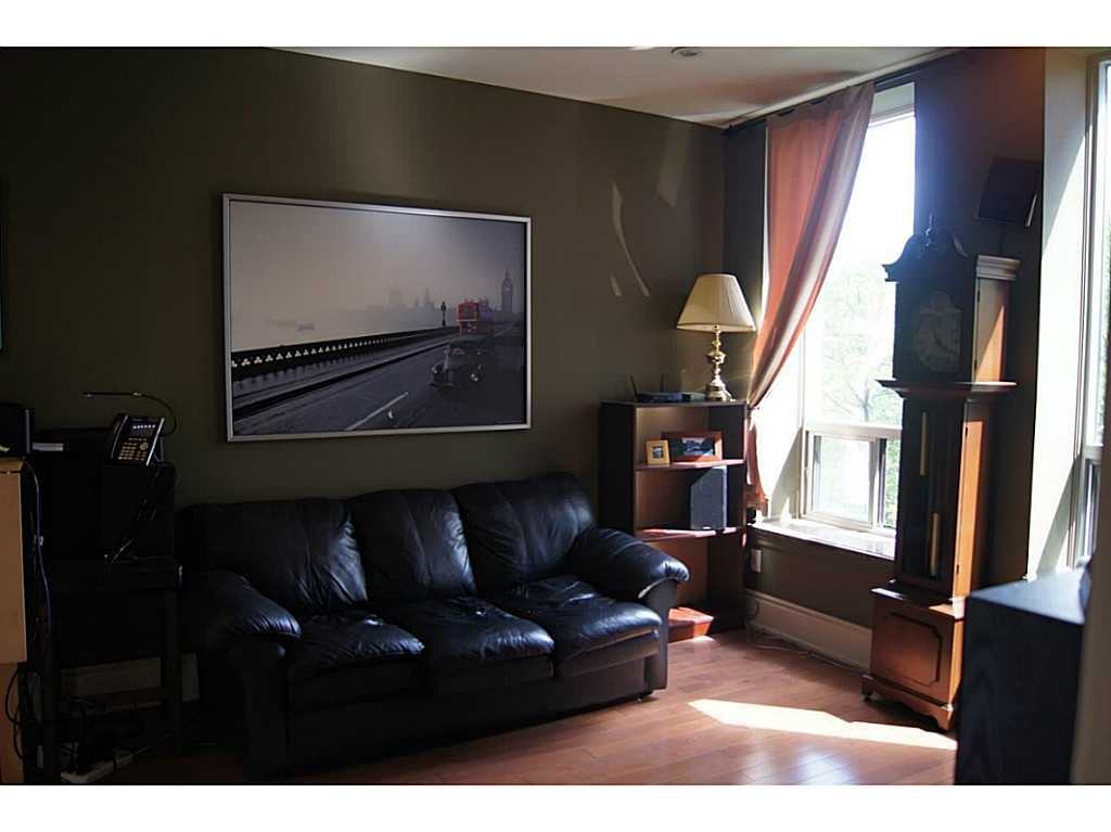 283 King Street East - Photo 4 of 8