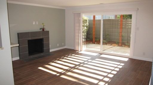 1131 Laguna Ave - Photo 2 of 15