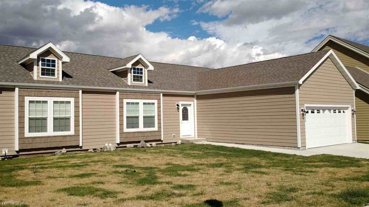 3320 Wheat Ridge St - Photo 2 of 10