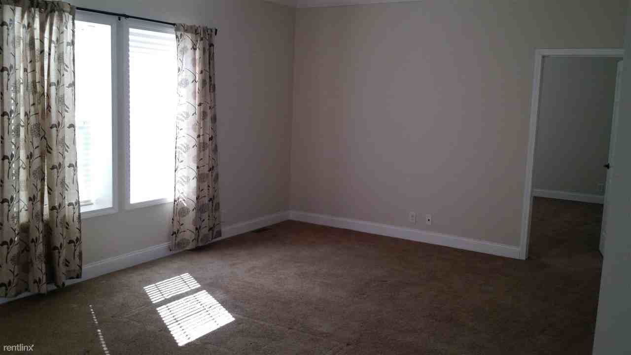 3320 Wheat Ridge St - Photo 3 of 10