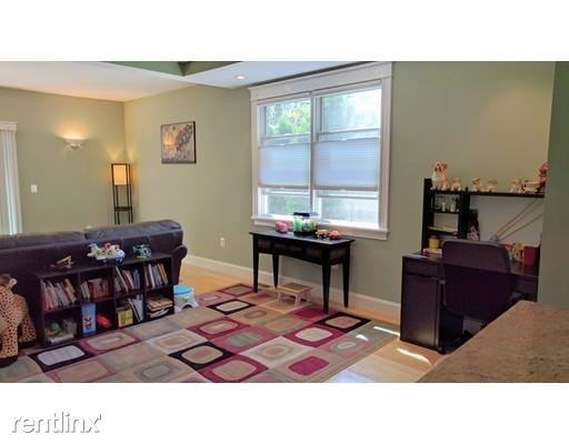 92 Arcadia St #B1 - Photo 3 of 18