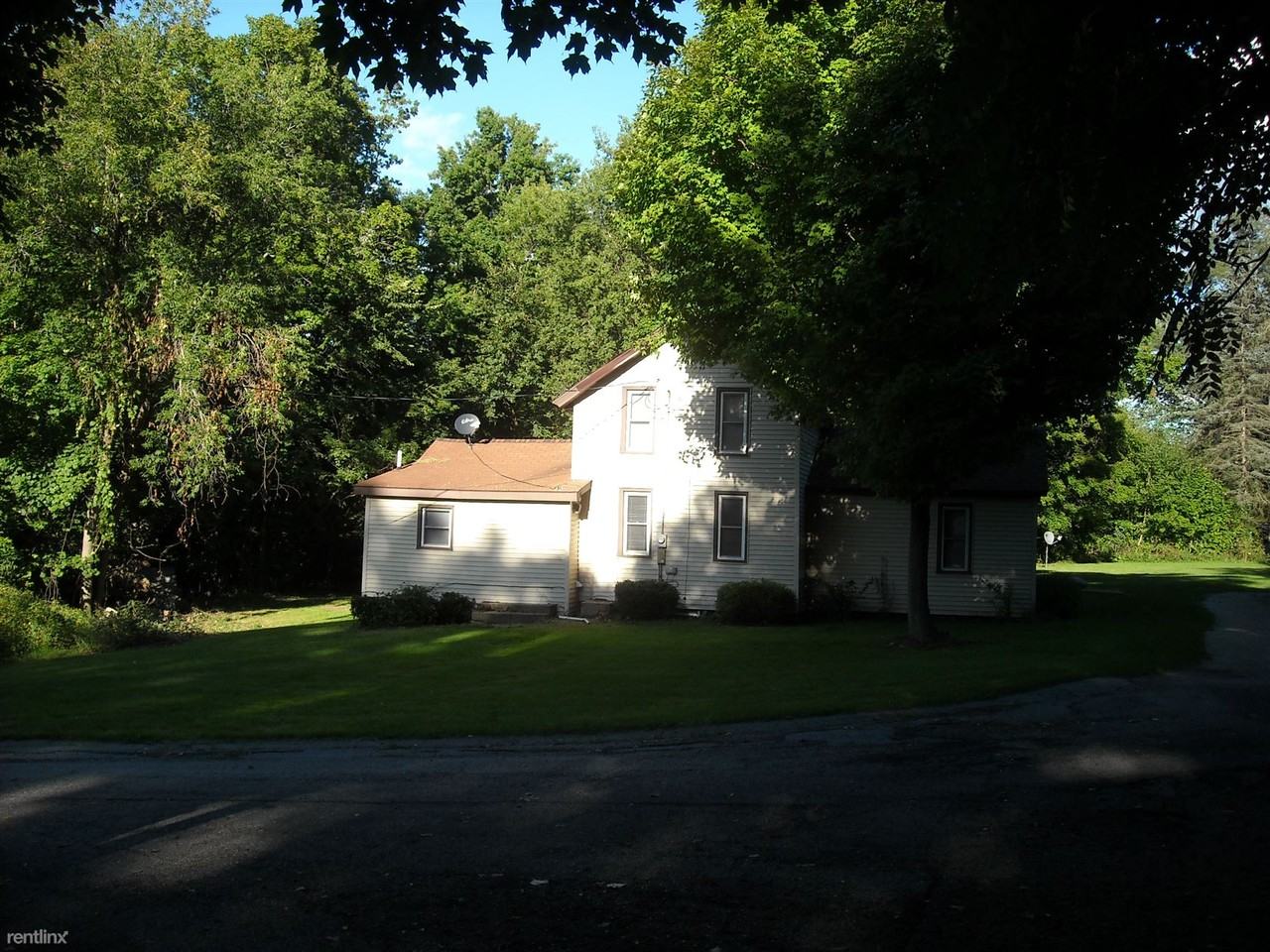 13296 Grand River Dr SE - Photo 2 of 11