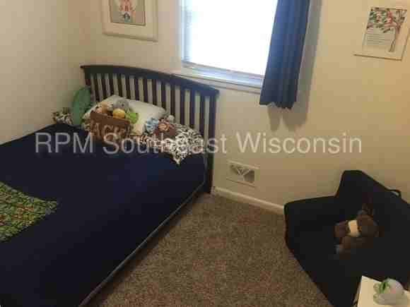 9324 W Park Hill Ave - Photo 3 of 18