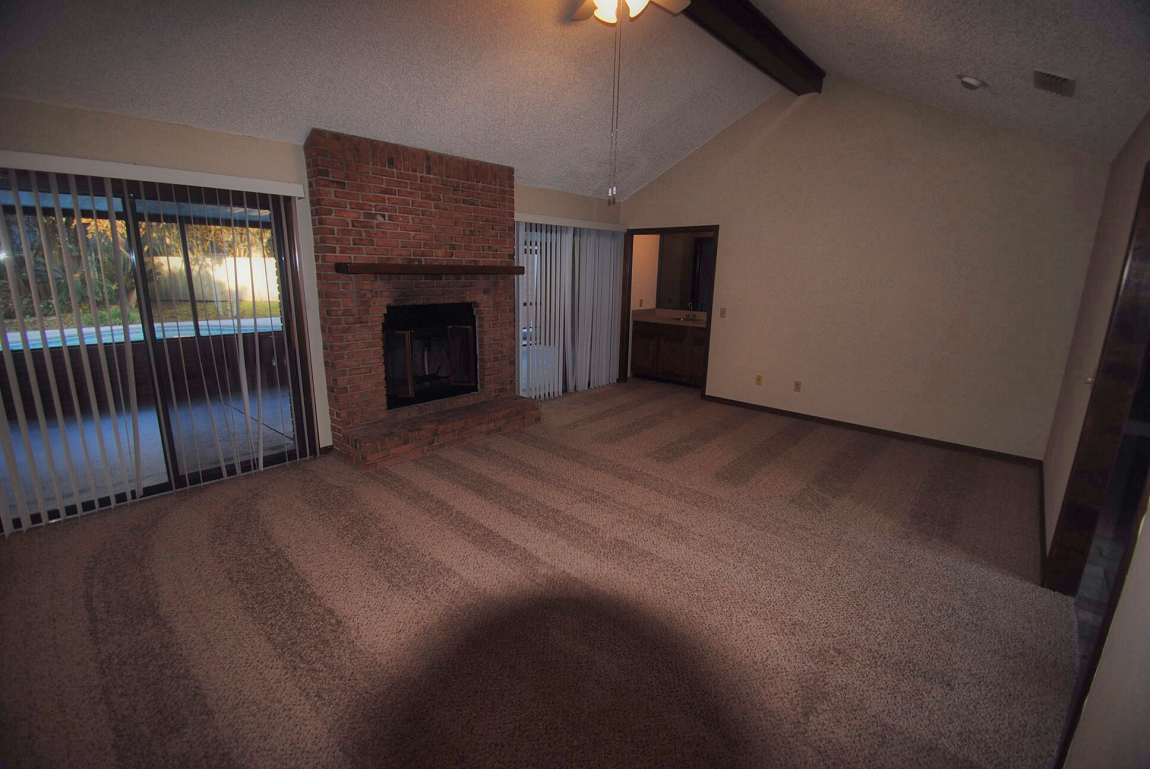 12094 Dividing Oaks Trail E - Photo 2 of 11