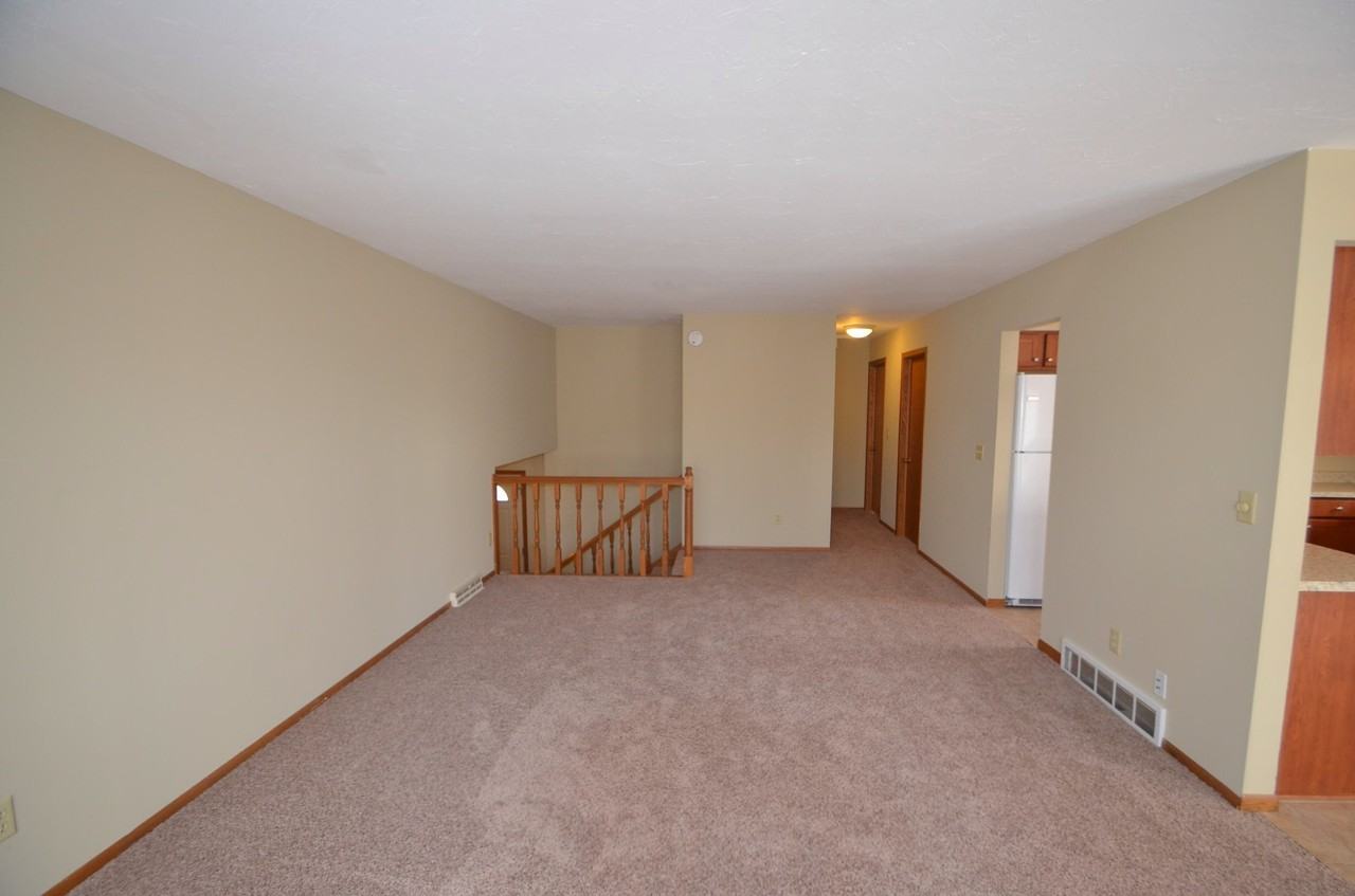 17230 Sunray Cir SW - Photo 2 of 10