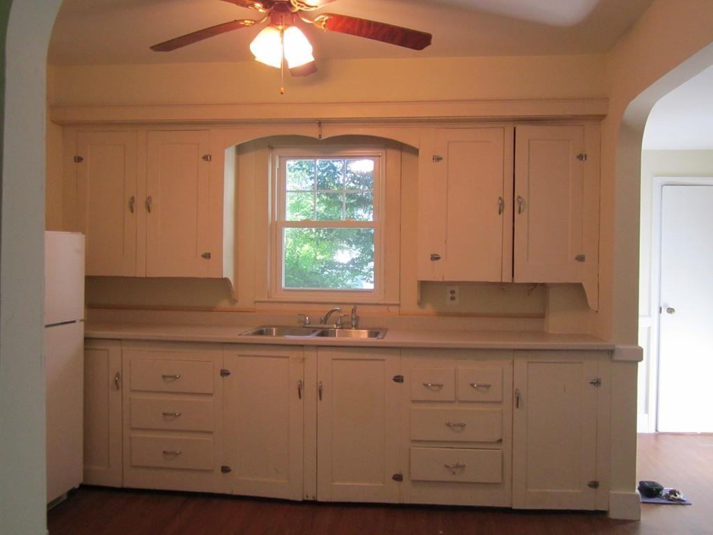 4 Boston Rd #1 - Photo 2 of 23